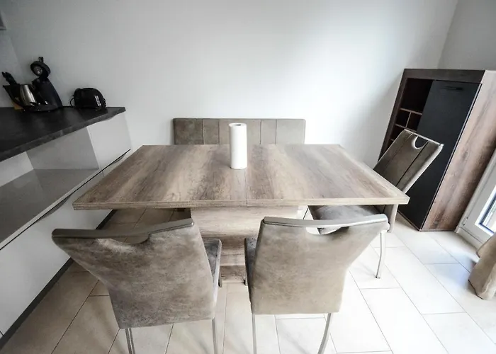 Apartamento Hochwertig Im Herzen Stuttgarts