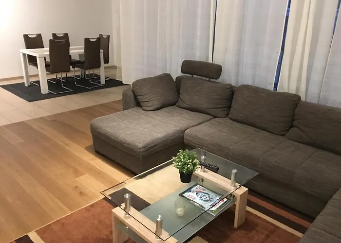 Apartamento Hochwertig Im Herzen Stuttgarts
