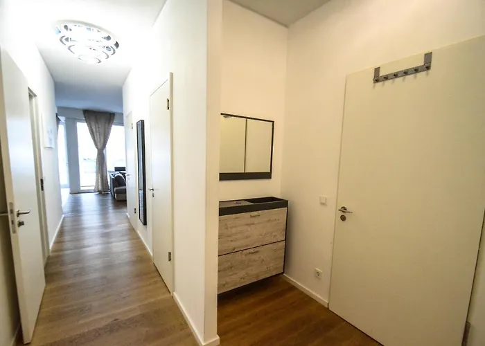 Hochwertig Im Herzen Stuttgarts * Estugarda