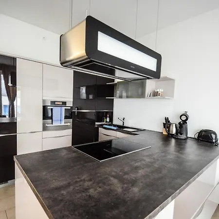 Apartment Hochwertig Im Herzen Stuttgarts
