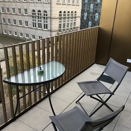 Apartment Hochwertig Im Herzen Stuttgarts *